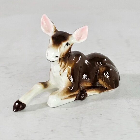 Bone China Moose Miniature Figurine Lying Down Brown Collectible Decor - Picture 2 of 8